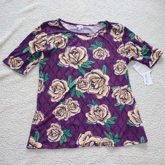 LuLaRoe Tops - SOLD Mercari - Lularoe Gigi Purple Roses - NWT